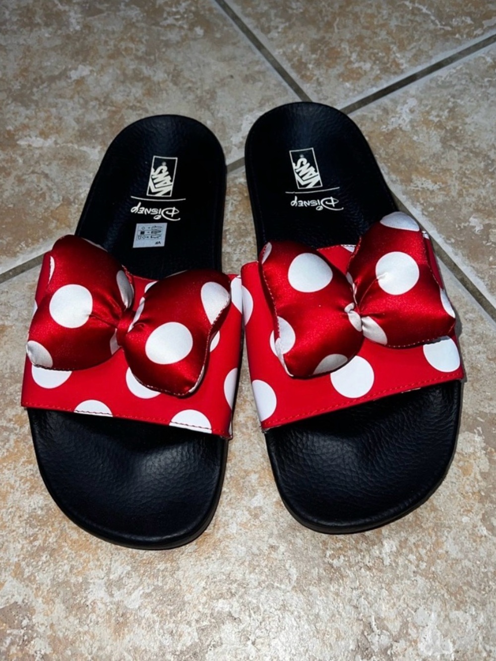 Vans Red Minnie Polka Dot Slide Sandals size 10